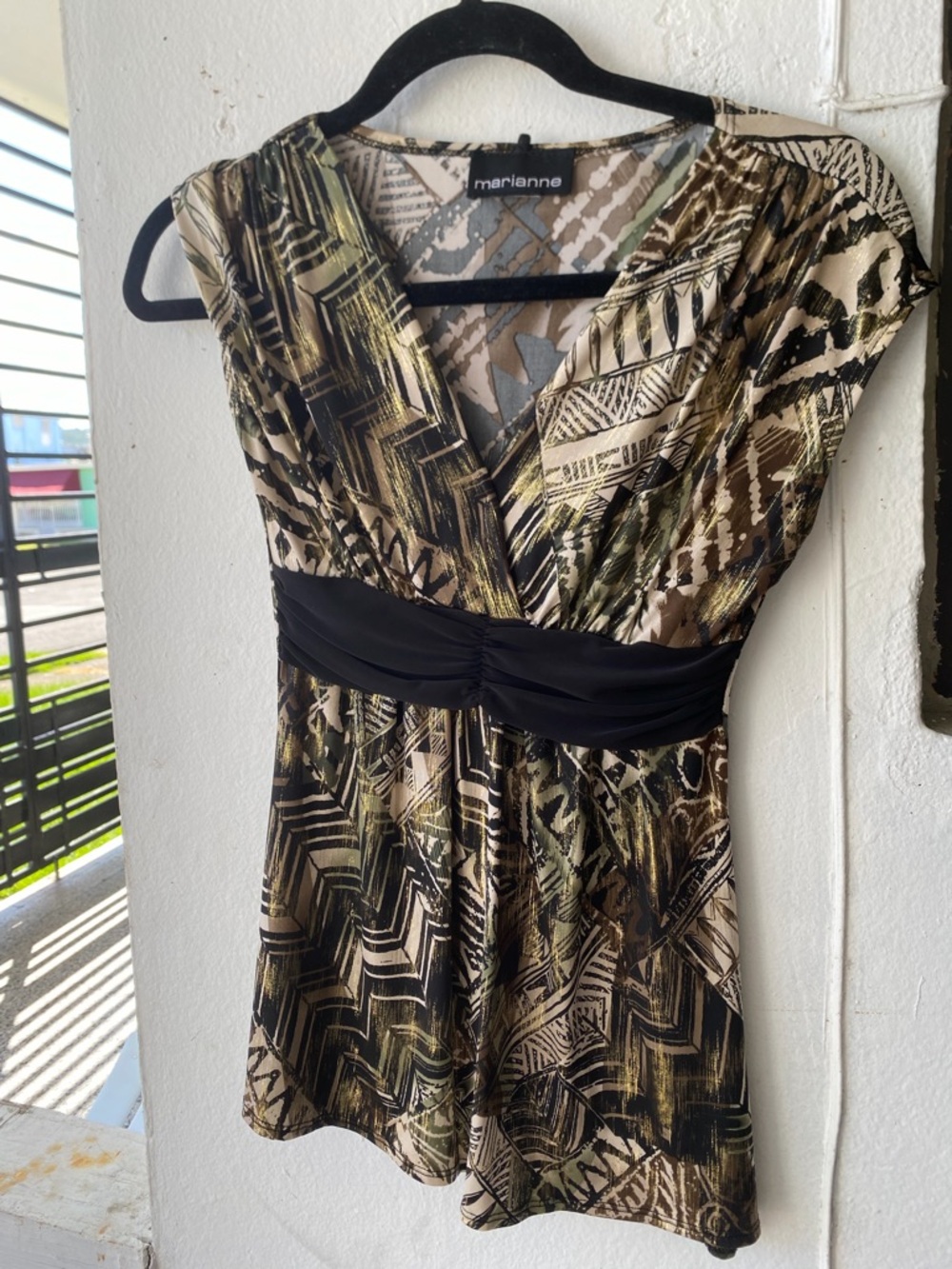 Vintage Marianne Olive & Black Printed V-Neck Blouse‎